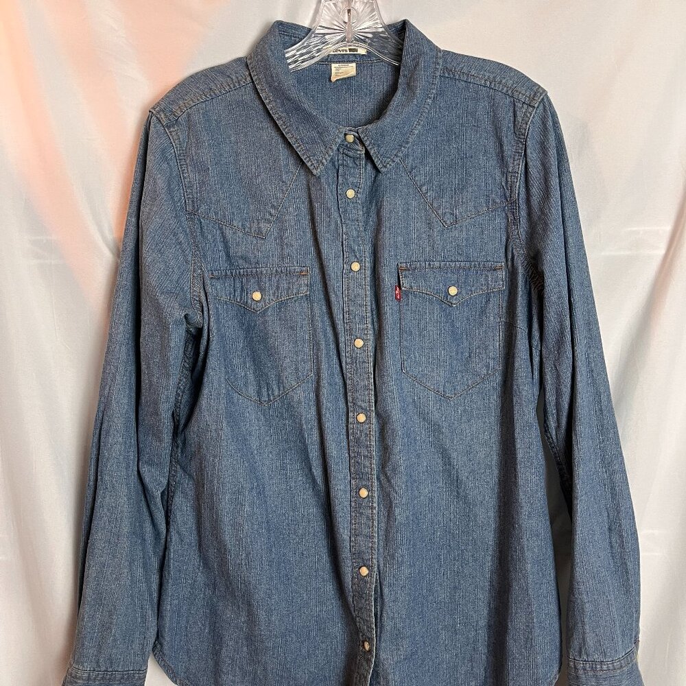 Women's Blue Denim Levi's Long slv Pearl Snap Shirt Size XL